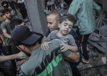 Ish-zyrtari amerikan paralajmëron mundësinë e përplasjes bërthamore –