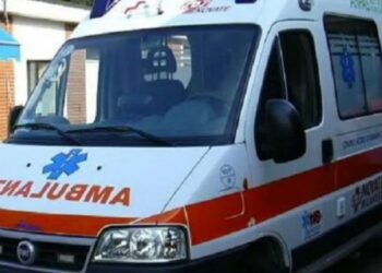 Humb kontrollin e automjetit, plagoset rëndë 30-vjeçari. Dyshimet –