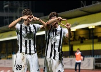 6 gola në 13 ndeshje, kush është 22-vjeçari shqiptar që po shkëlqen –