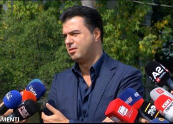 Avokati i babait të Shkëlzenit… –