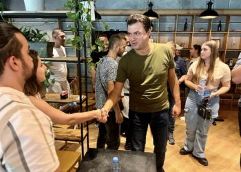 Politika e vjetër po bën gjithçka që të më ndalë, por… –