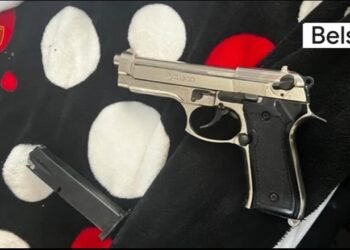 Iu gjet pistoletë në shtëpi, arrestohet 56-vjeçari në Belsh (EMRI) –