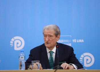Është si opsion, kjo është betejë –