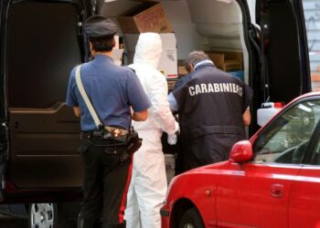 Krim në familje/ Shqiptari mbyt gruan për motive xhelozie (EMRAT) –