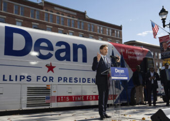 Dean Phillips sfidon Biden, shpall kandidaturën për president në SHBA –