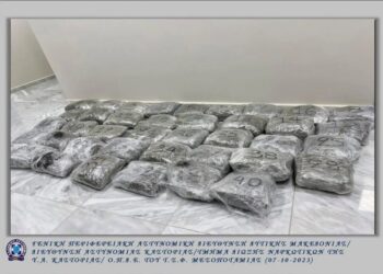 Kapet në Selanik me mbi 42 kg marijuanë, droga vinte nga Shqipëria –