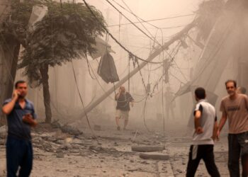 Sulmet në Gaza vazhdojnë, 700 izraelitë dhe 436 palestinezë të vrarë –