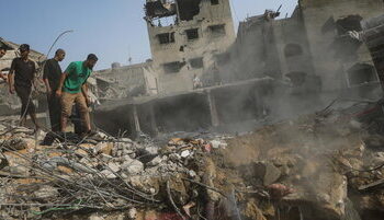 Izraeli godet dhjetëra objektiva në Gaza, SHBA godet Sirinë lindore –