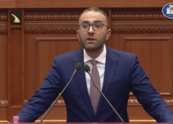 “Të futet në rend dite…”/ Çfarë do kërkojë Bardhi sot në Kuvend? –