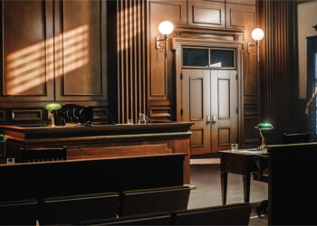 Akuza për trafik emigrantësh, shqiptarja del para gjykatës britanike –