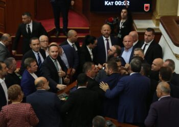 U përplas me deputetin e PS/ Nallbati: Incidenti s’na nderon, por…