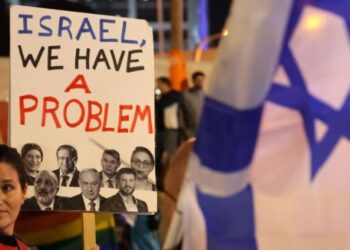 Izraeli mes luftës dhe protestave, kërkohet largimi i Netanyahut –