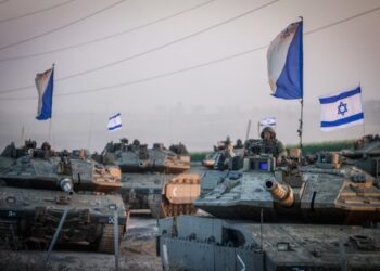 Izraelitët shprehen kundër pushtimit të Gazës –