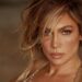 Bukuroshja Jennifer Lopez vetëm rinohet, pozon me të brendshme për… –