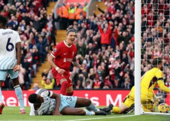 Liverpooli mposht Nottignham, fiton edhe Aston Villa –