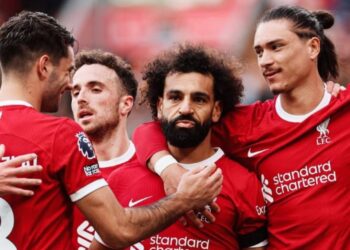 Liverpooli fiton derbin e qytetit –