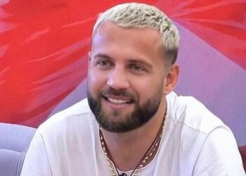 Luizi surprizohet nga fansja, merr dhuratën e veçantë –