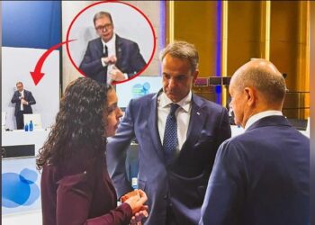 FOTOLAJM/ Osmani me Scholz dhe Mitsotakis, Vuçiç i vështron nga larg –