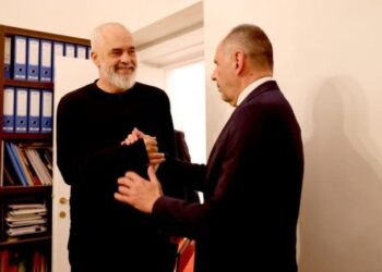 Tensionet për Belerin, Rama takon ministrin e Jashtëm grek –