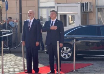 VIDEO/ Rama vizitë në Kroaci, pritet nga homologu Andrej Plenkoviç –