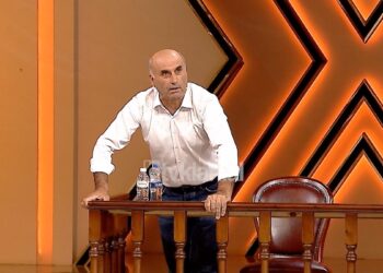 “Na lini 5 ditë rehat”/ Safeti sherr me vjehrrën në emision për … (VIDEO) –