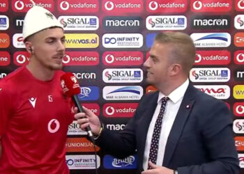 I shënoi çekëve 2 gola, Seferi ka një mesazh për kritikët –