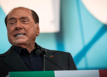 Emri i Silvio Berlusconit do të gdhendet në Panteonin e Milanos –