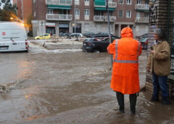 Moti i keq në Milano, përmbyten disa zona, evakuohen banorët