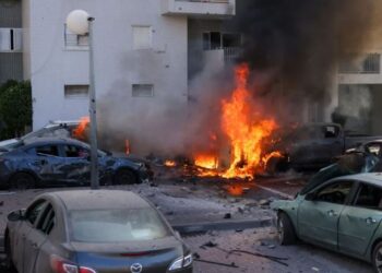 “Të vendosur kundër terrorizmit”, Hasani dënon sulmet në Izrael –