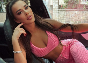 Tayna “frikëson” me make-up e saj në koncert (VIDEO) –