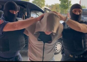 “Tempulli” nuk ndalet/ Në kërkim për drogë, arrestohet 28-vjeçari –