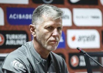 Shqipëria shkarkon trajnerin e Çekisë, 3 kandidatët për pasues të Šilhavý –