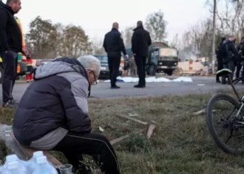 Po merrnin pjesë në një funeral/ Rusia sulmon me raketa, 51 viktima –