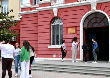 30% e degëve rrezikojnë të mbyllen, Universitetet drejt boshatisjes –