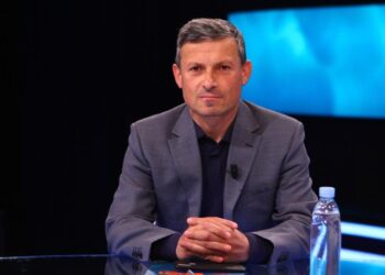 S’ka ide, kërkon protagonizëm dhe spërdridhet –