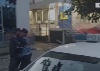 Transportonin mbi 7 kg kanabis, arrestohen 3 të rinjtë në Vorë –