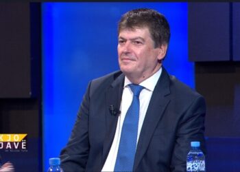 A do të riktheheni në politikë? Topi rrëfen kushtin –