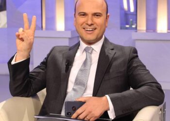 Gënjeshtra që përsëritet, e vërtetë nuk bëhet kurrë! –