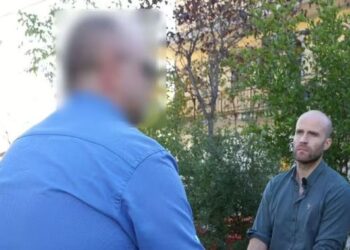 “Im bir la Ekonomikun për të bërë më shumë para në një fermë kanabisi në Britani” –
