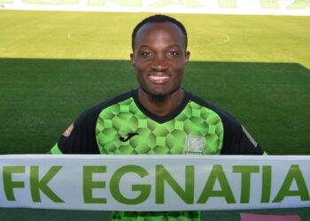 Si i shpërfilli sulmuesi ganez këshillat e mjekëve për të hequr dorë nga futbolli –