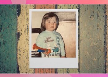 E njihni? Ky 3-vjeçar është sot moderator i njohur në TV –