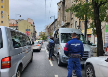 Dyshohet si koka e grupit kriminal, arrestohet 60-vjeçari dhe djali i tij/ Detajet –