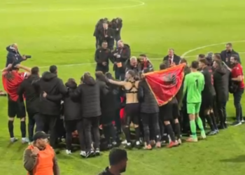 VIDEO/ Shqipëria në Euro 2024, festa e “çmendur” e lojtarëve –