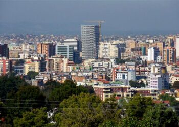 Sa pritet të taksohen banesat me qera ditore? –