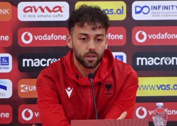 Sylvinho futi frymën e grupit, nuk i trembemi askujt –