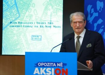 Si e vodhën Rama dhe Bolino tokën… –