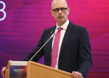 Biznesi në Shqipëri operon në labirinthe… –