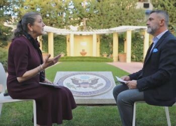 Korrupsioni duhet të dalë në dritën e diellit, ja kush duhet ta bëjë –