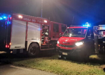 Panik në Itali, shpërthim në një qendër emigrantësh, 12 të plagosur –