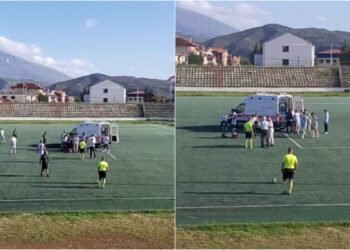 VIDEO/ Lojtari i Burrelit përplaset me shokun e tij, bie pa ndjenja –